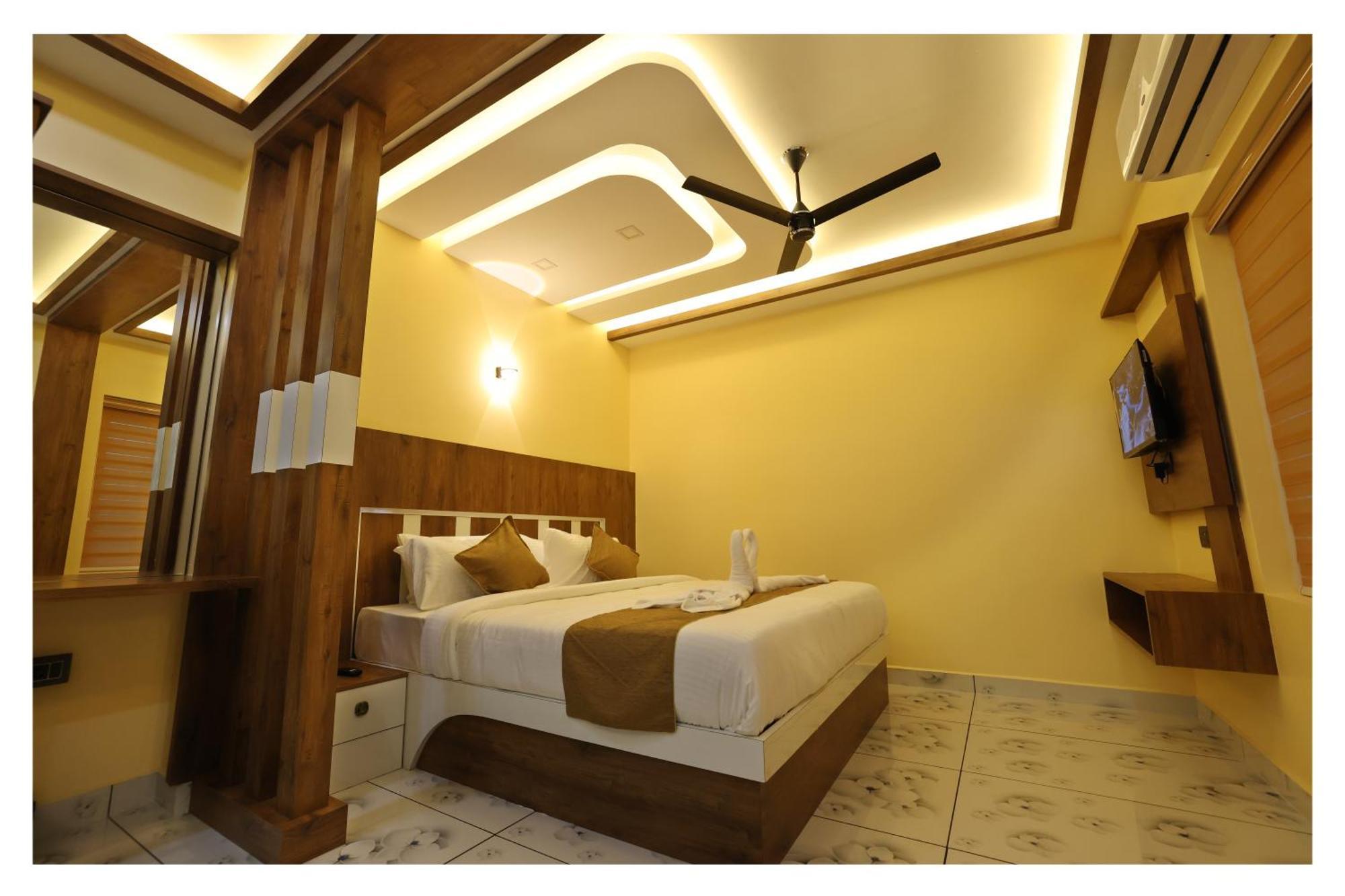 Hydel Palace Athirappilly By Bestinn Leisure Exterior foto
